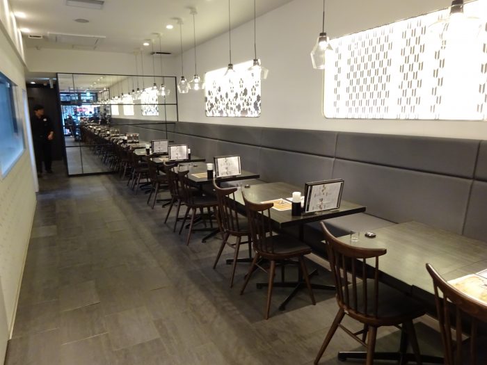 GYOZA OSHO烏丸御池店 内観